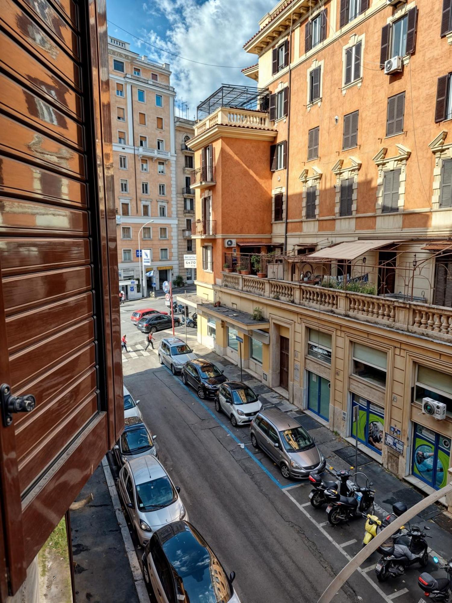 Vivirome - 2 Bedrooms Apartment - San Giovanni Zewnętrze zdjęcie