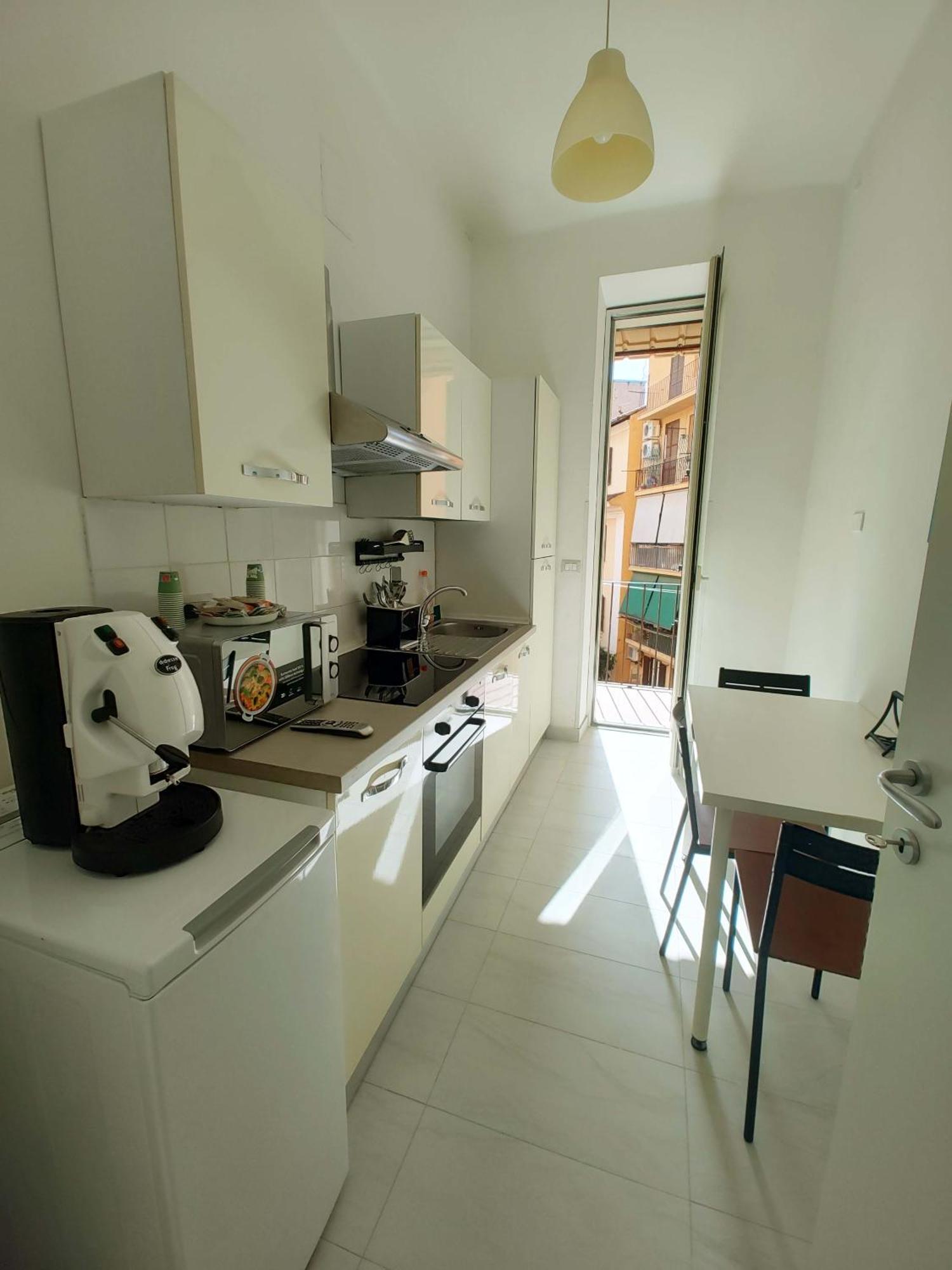 Vivirome - 2 Bedrooms Apartment - San Giovanni Zewnętrze zdjęcie